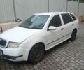 Белый Шкода Фабия, объемом двигателя 0 л и пробегом 380 тыс. км за 898 $, фото 1 на Automoto.ua