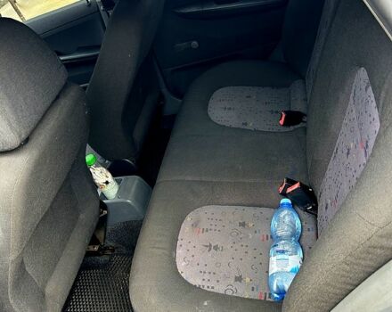 Белый Шкода Фабия, объемом двигателя 1.2 л и пробегом 235 тыс. км за 2900 $, фото 6 на Automoto.ua