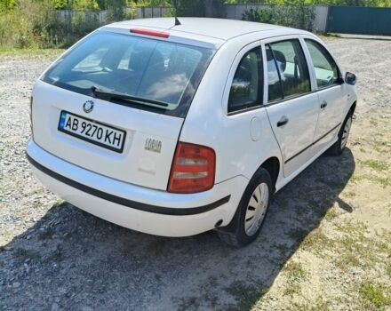 Белый Шкода Фабия, объемом двигателя 1.4 л и пробегом 312 тыс. км за 2900 $, фото 3 на Automoto.ua