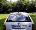 Белый Шкода Фабия, объемом двигателя 1.2 л и пробегом 270 тыс. км за 2950 $, фото 3 на Automoto.ua