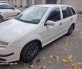 Шкода Фабия 2005 в Ровно на Automoto.ua Белый Шкода Фабия, объемом двигателя 1.4 л и пробегом 334 тыс. км за 2700 $, фото 4 на Automoto.ua