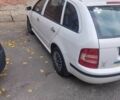 Шкода Фабия 2005 в Ровно на Automoto.ua Белый Шкода Фабия, объемом двигателя 1.4 л и пробегом 334 тыс. км за 2700 $, фото 10 на Automoto.ua