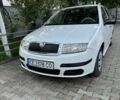 Белый Шкода Фабия, объемом двигателя 1.4 л и пробегом 277 тыс. км за 4500 $, фото 3 на Automoto.ua