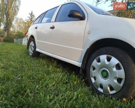 Білий Шкода Фабія, об'ємом двигуна 1.2 л та пробігом 298 тис. км за 3300 $, фото 3 на Automoto.ua