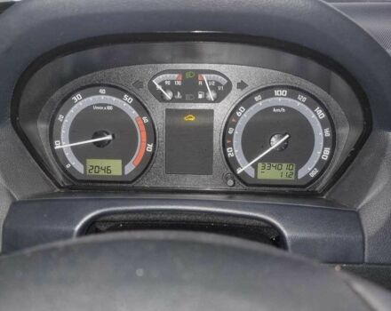 Шкода Фабия 2005 в Ровно на Automoto.ua Белый Шкода Фабия, объемом двигателя 1.4 л и пробегом 334 тыс. км за 2700 $, фото 11 на Automoto.ua