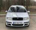 Белый Шкода Фабия, объемом двигателя 1.39 л и пробегом 181 тыс. км за 4200 $, фото 1 на Automoto.ua