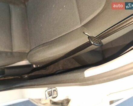 Білий Шкода Фабія, об'ємом двигуна 1.39 л та пробігом 220 тис. км за 4700 $, фото 8 на Automoto.ua