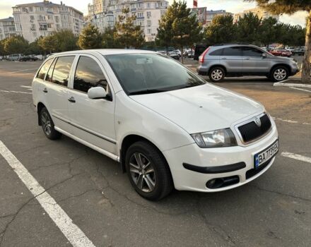 Білий Шкода Фабія, об'ємом двигуна 1.4 л та пробігом 245 тис. км за 3500 $, фото 2 на Automoto.ua