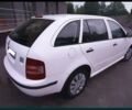 Белый Шкода Фабия, объемом двигателя 1.4 л и пробегом 450 тыс. км за 3800 $, фото 5 на Automoto.ua