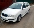Белый Шкода Фабия, объемом двигателя 1.4 л и пробегом 1790 тыс. км за 5000 $, фото 1 на Automoto.ua