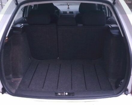 Белый Шкода Фабия, объемом двигателя 1.4 л и пробегом 450 тыс. км за 3800 $, фото 4 на Automoto.ua