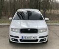 Белый Шкода Фабия, объемом двигателя 1.4 л и пробегом 181 тыс. км за 4200 $, фото 1 на Automoto.ua