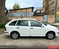 Белый Шкода Фабия, объемом двигателя 1.2 л и пробегом 293 тыс. км за 2300 $, фото 1 на Automoto.ua