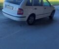 Белый Шкода Фабия, объемом двигателя 1.39 л и пробегом 278 тыс. км за 3700 $, фото 1 на Automoto.ua