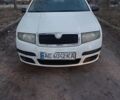Білий Шкода Фабія, об'ємом двигуна 1.42 л та пробігом 315 тис. км за 3100 $, фото 1 на Automoto.ua