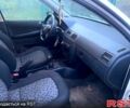 Белый Шкода Фабия, объемом двигателя 1.4 л и пробегом 350 тыс. км за 3000 $, фото 10 на Automoto.ua