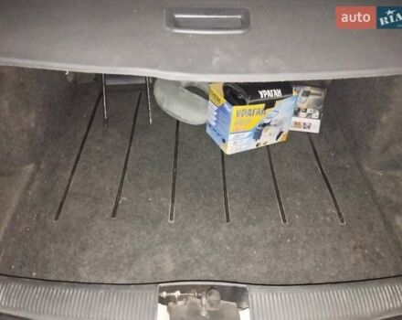 Белый Шкода Фабия, объемом двигателя 1.2 л и пробегом 260 тыс. км за 3650 $, фото 3 на Automoto.ua