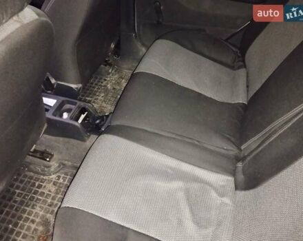 Белый Шкода Фабия, объемом двигателя 1.2 л и пробегом 260 тыс. км за 3650 $, фото 1 на Automoto.ua