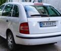 Белый Шкода Фабия, объемом двигателя 1.2 л и пробегом 301 тыс. км за 2999 $, фото 5 на Automoto.ua