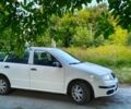 Белый Шкода Фабия, объемом двигателя 1.2 л и пробегом 301 тыс. км за 2999 $, фото 9 на Automoto.ua