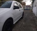 Білий Шкода Фабія, об'ємом двигуна 1.4 л та пробігом 300 тис. км за 3300 $, фото 1 на Automoto.ua