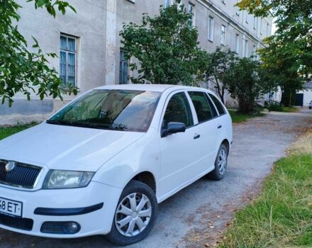 Белый Шкода Фабия, объемом двигателя 1.2 л и пробегом 301 тыс. км за 2999 $, фото 11 на Automoto.ua