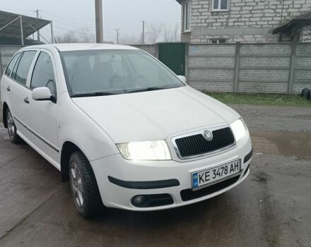 Білий Шкода Фабія, об'ємом двигуна 1.2 л та пробігом 200 тис. км за 3600 $, фото 1 на Automoto.ua