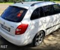 Белый Шкода Фабия, объемом двигателя 1.2 л и пробегом 270 тыс. км за 4800 $, фото 2 на Automoto.ua