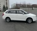 Белый Шкода Фабия, объемом двигателя 1.4 л и пробегом 178 тыс. км за 5500 $, фото 2 на Automoto.ua