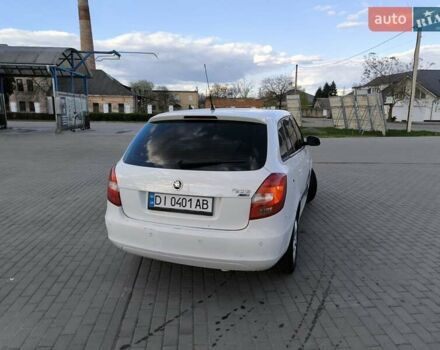 Шкода Фабия 2008 в Ужгороде на Automoto.ua Белый Шкода Фабия, объемом двигателя 1.42 л и пробегом 300 тыс. км за 4999 $, фото 4 на Automoto.ua