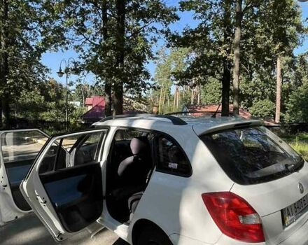 Білий Шкода Фабія, об'ємом двигуна 1.2 л та пробігом 273 тис. км за 2780 $, фото 7 на Automoto.ua