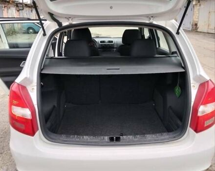 Білий Шкода Фабія, об'ємом двигуна 1.6 л та пробігом 238 тис. км за 4500 $, фото 8 на Automoto.ua