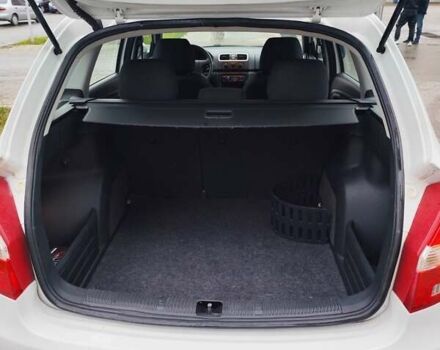 Білий Шкода Фабія, об'ємом двигуна 1.4 л та пробігом 182 тис. км за 5500 $, фото 21 на Automoto.ua