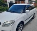 Білий Шкода Фабія, об'ємом двигуна 1.2 л та пробігом 248 тис. км за 5500 $, фото 1 на Automoto.ua
