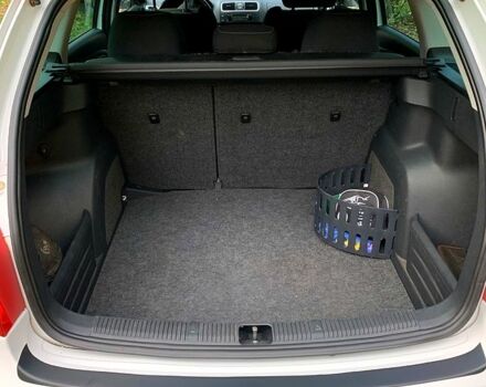 Белый Шкода Фабия, объемом двигателя 1.6 л и пробегом 240 тыс. км за 6300 $, фото 8 на Automoto.ua