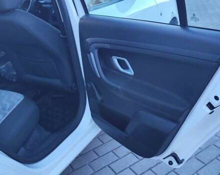 Білий Шкода Фабія, об'ємом двигуна 1.4 л та пробігом 182 тис. км за 5500 $, фото 22 на Automoto.ua