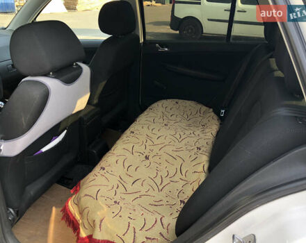 Білий Шкода Фабія, об'ємом двигуна 1.2 л та пробігом 209 тис. км за 4100 $, фото 19 на Automoto.ua
