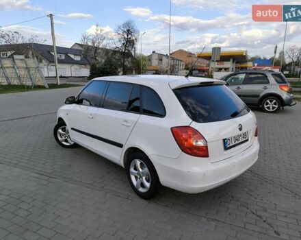Шкода Фабия 2008 в Ужгороде на Automoto.ua Белый Шкода Фабия, объемом двигателя 1.42 л и пробегом 300 тыс. км за 4999 $, фото 7 на Automoto.ua