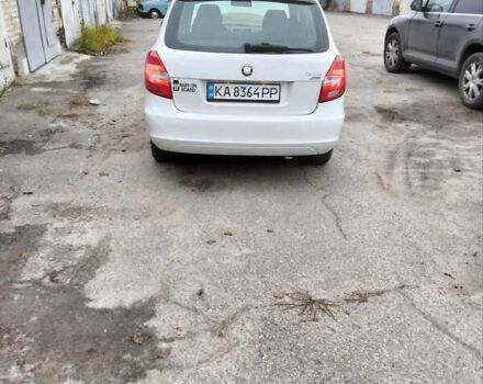 Білий Шкода Фабія, об'ємом двигуна 1.6 л та пробігом 238 тис. км за 4500 $, фото 7 на Automoto.ua