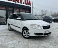 Білий Шкода Фабія, об'ємом двигуна 1.6 л та пробігом 237 тис. км за 6700 $, фото 1 на Automoto.ua