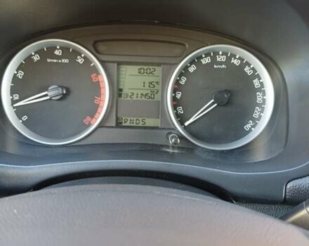 Білий Шкода Фабія, об'ємом двигуна 1.6 л та пробігом 211 тис. км за 6600 $, фото 8 на Automoto.ua