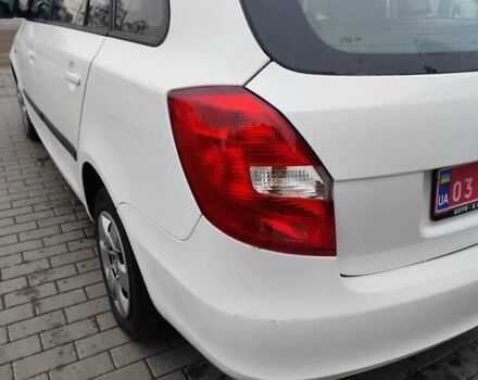 Білий Шкода Фабія, об'ємом двигуна 1.4 л та пробігом 182 тис. км за 5500 $, фото 37 на Automoto.ua