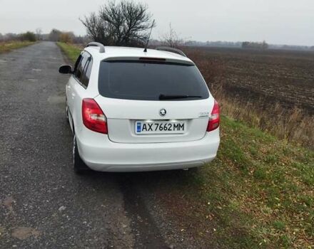 Белый Шкода Фабия, объемом двигателя 1.42 л и пробегом 270 тыс. км за 5000 $, фото 4 на Automoto.ua