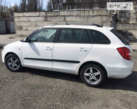Білий Шкода Фабія, об'ємом двигуна 1.39 л та пробігом 296 тис. км за 4700 $, фото 12 на Automoto.ua