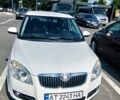 Белый Шкода Фабия, объемом двигателя 1.6 л и пробегом 177 тыс. км за 5800 $, фото 1 на Automoto.ua