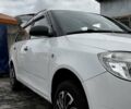 Білий Шкода Фабія, об'ємом двигуна 1.2 л та пробігом 256 тис. км за 4500 $, фото 2 на Automoto.ua