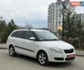 Белый Шкода Фабия, объемом двигателя 1.6 л и пробегом 168 тыс. км за 6990 $, фото 1 на Automoto.ua