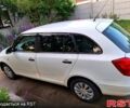 Белый Шкода Фабия, объемом двигателя 1.2 л и пробегом 195 тыс. км за 5200 $, фото 3 на Automoto.ua