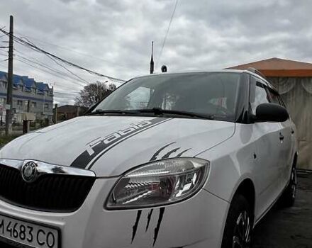 Білий Шкода Фабія, об'ємом двигуна 1.2 л та пробігом 256 тис. км за 4500 $, фото 6 на Automoto.ua