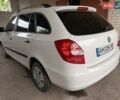 Белый Шкода Фабия, объемом двигателя 1.2 л и пробегом 220 тыс. км за 5200 $, фото 6 на Automoto.ua